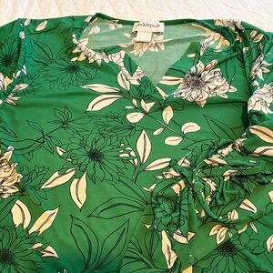 Peck & Peck Emerald Floral Blouse